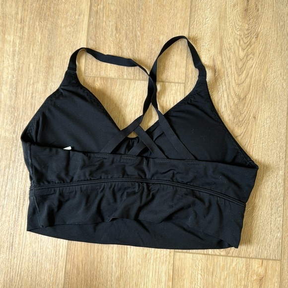 Aerie Offline Real Me Stretch Extensible Medium Support Sports Bra - Picture 2 of 3